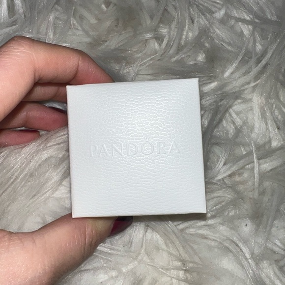 Pandora my Princess Tiara ring with box - Picture 3 of 7